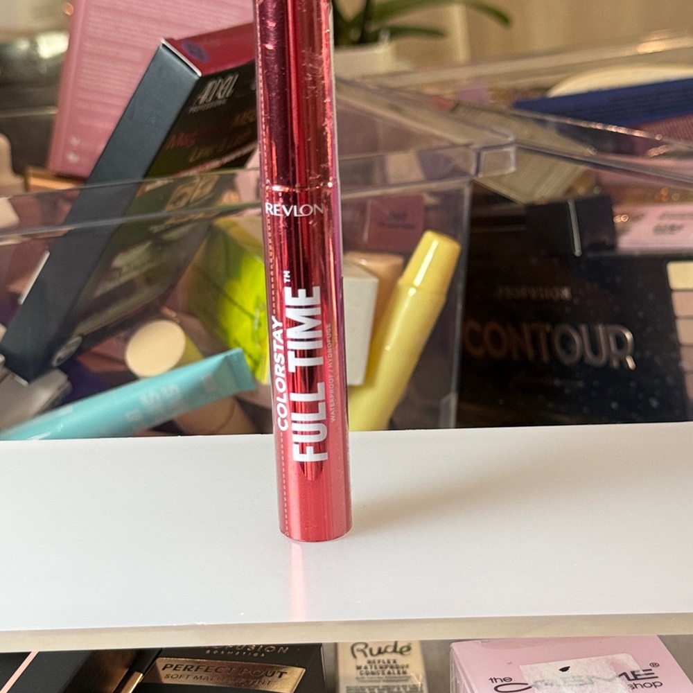 Color Stay Full-Time Waterproof Mascara